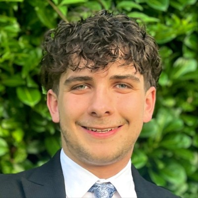 Headshot of Adam Munn